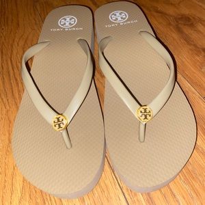 BRAND NEW BEIGE/TAN TORY BURCH PLATFORM FLIP FLOPS
